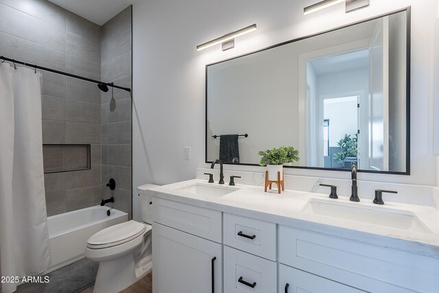 33766 N 86th St, Scottsdale, AZ 85266 - bathroom with toilet, double vanity, and shower / tub combo