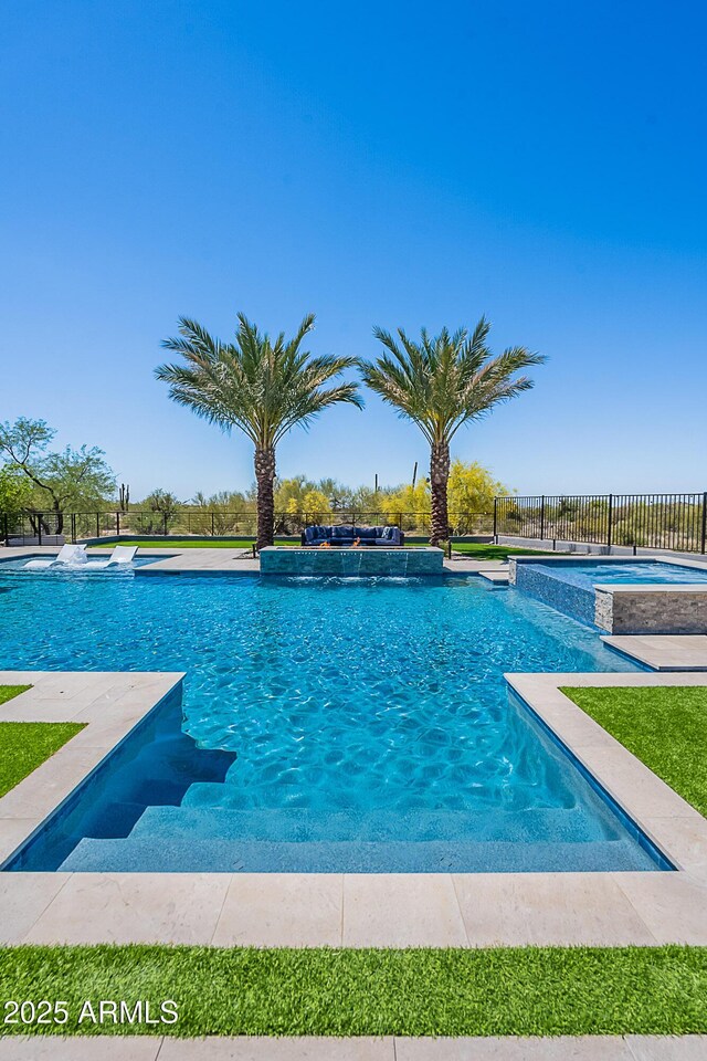 33766 N 86th St, Scottsdale, AZ 85266 - view of pool with fence and a pool with connected hot tub