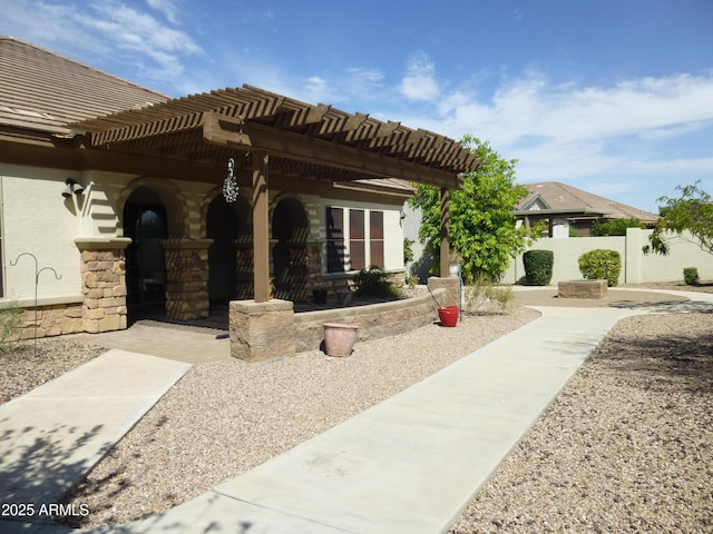 6687 S Banning St, Gilbert, AZ 85298 - view of patio / terrace featuring a pergola