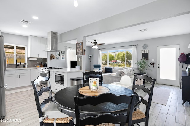 1615 E Roma Ave, Phoenix, AZ 85016 - dining space featuring a ceiling fan and recessed lighting