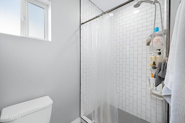 1615 E Roma Ave, Phoenix, AZ 85016 - full bathroom featuring a shower stall and toilet