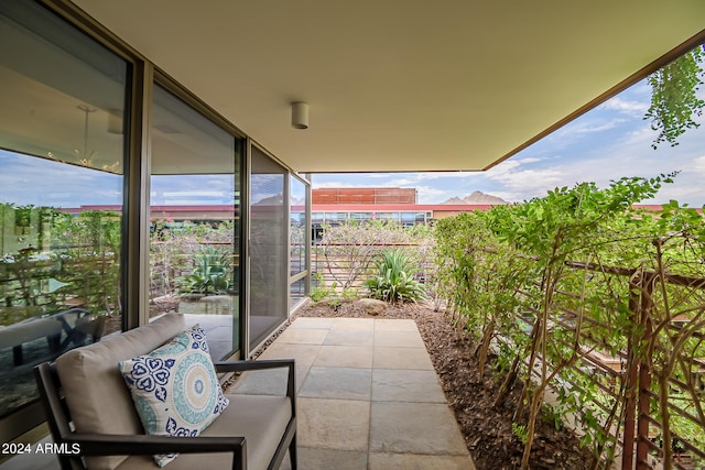 balcony with outdoor lounge area