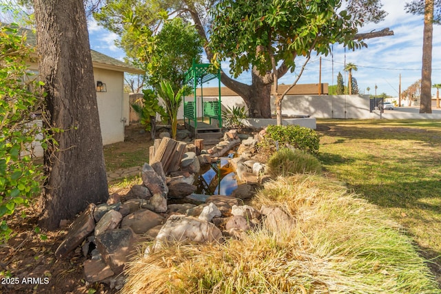 430 N Vineyard, Mesa, AZ 85201 - view of yard with a garden pond