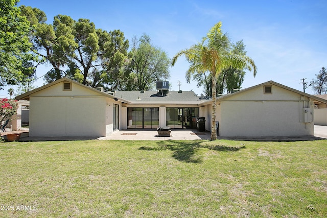 430 N Vineyard, Mesa, AZ 85201 - rear view of property featuring a lawn, a patio area, and stucco siding