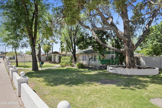 430 N Vineyard, Mesa, AZ 85201 - view of yard featuring fence