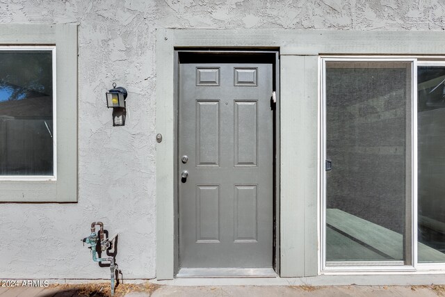 view of entrance to property