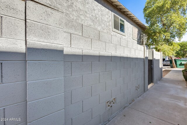 details with concrete floors