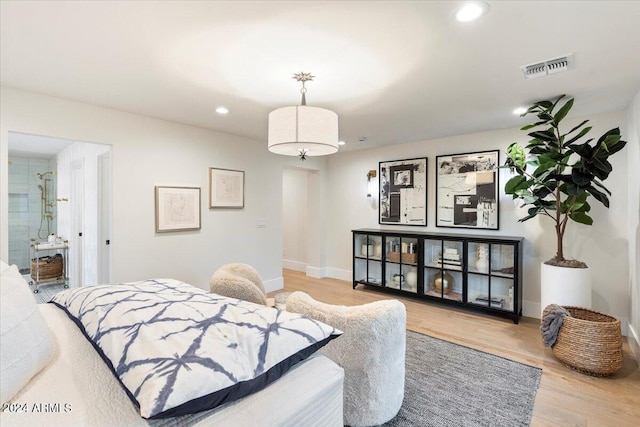 8014 E Del Tesoro Dr, Scottsdale, AZ 85258 - bedroom featuring recessed lighting, wood finished floors, and baseboards