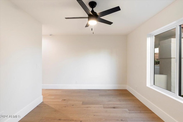 8014 E Del Tesoro Dr, Scottsdale, AZ 85258 - hall featuring light wood finished floors, baseboards, and recessed lighting