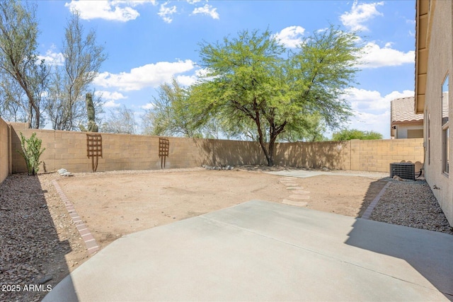 40614 N Key Ln, Anthem, AZ 85086 - fenced backyard featuring a patio area