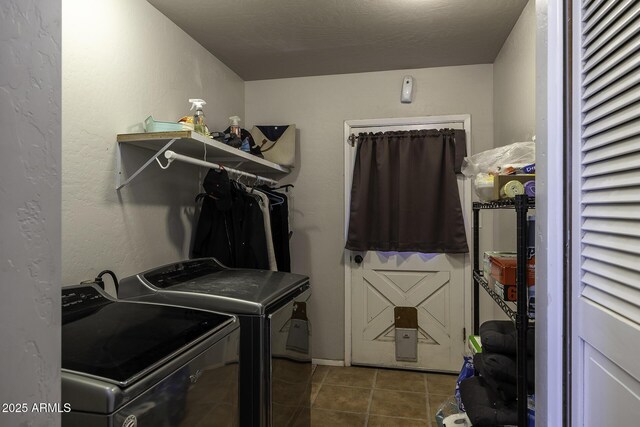 14484 W Jimmie Kerr Blvd, Casa Grande, AZ 85122 - laundry area with washer and clothes dryer and tile patterned floors