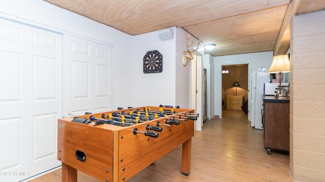 playroom featuring hardwood / wood-style floors