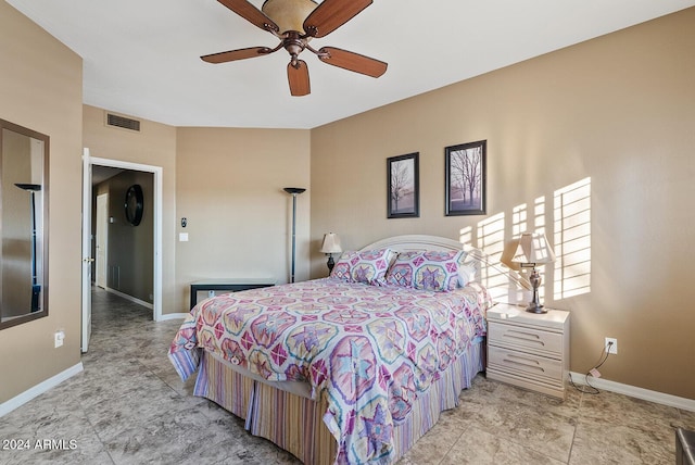 bedroom featuring ceiling fan