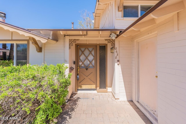 view of entrance to property