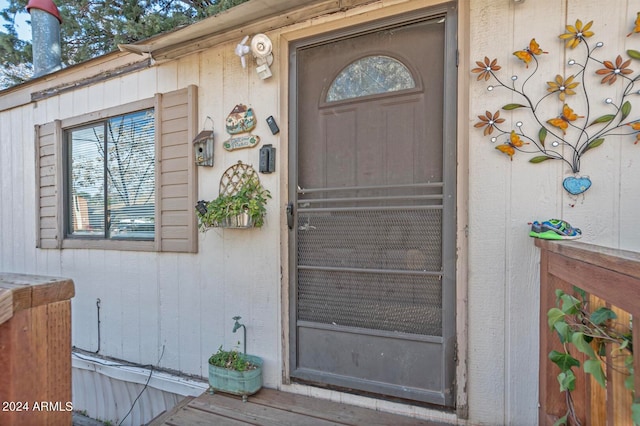 view of entrance to property