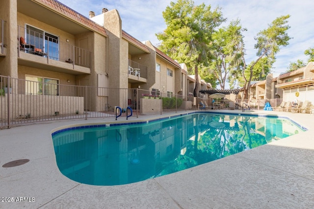 7436 E Chaparral Rd Unit 124B, Scottsdale, AZ 85250 - community pool with fence and a patio