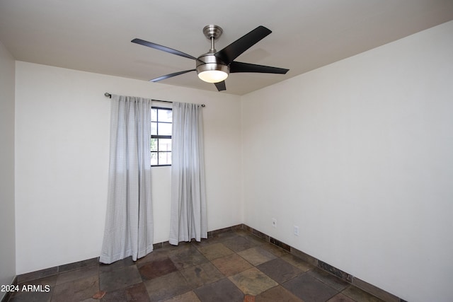 empty room with ceiling fan