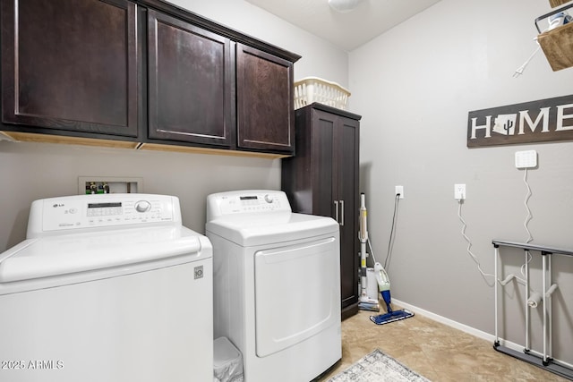 10840 W Saddlehorn Rd, Peoria, AZ 85383 - laundry room with cabinets and washing machine and clothes dryer