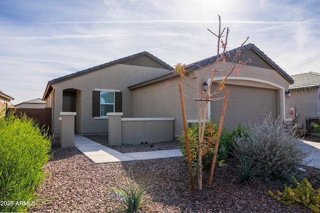 view of front facade featuring a garage