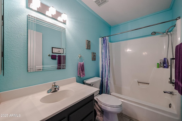 bathroom with a textured wall, toilet, vanity, visible vents, and shower / bathtub combination with curtain