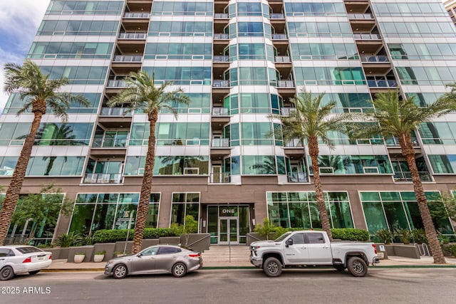 1 E Lexington Ave Unit 1108, Phoenix, AZ 85012 - view of apartment building / complex