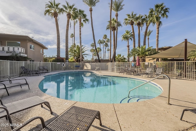 view of swimming pool featuring a patio