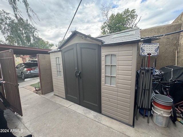 view of outbuilding