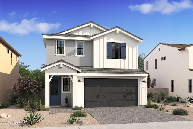 view of front of house featuring a garage