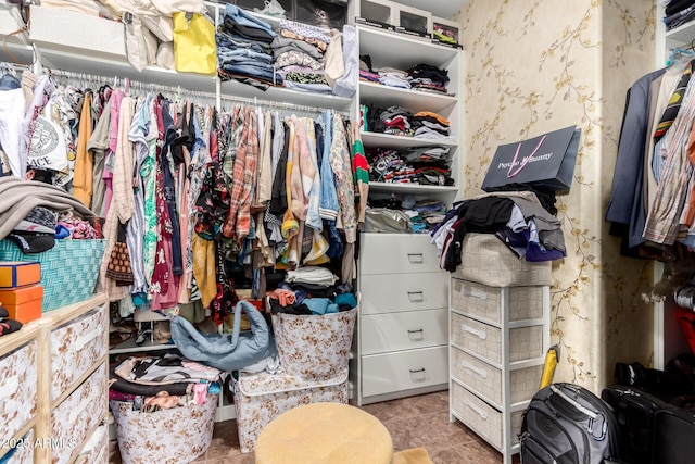 19889 W Montecito Ave, Litchfield Park, AZ 85340 - view of spacious closet