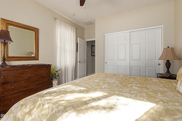 bedroom featuring a closet and ceiling fan