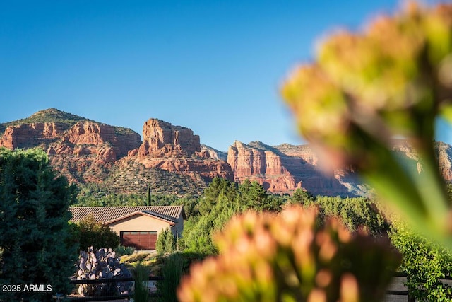 30 Paraiso Corte, Sedona, AZ 86351 - view of mountain background