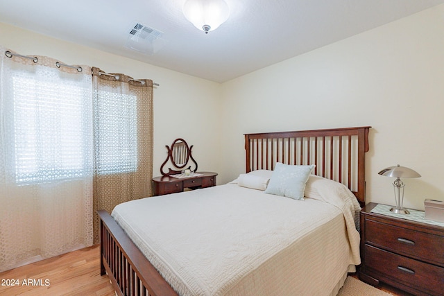 368 S 18th St, Coolidge, AZ 85128 - bedroom featuring visible vents and light wood-style floors