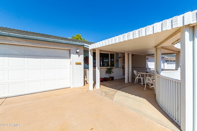 view of front of house featuring a carport