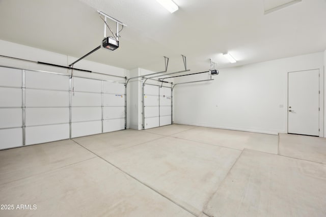 10540 S 32nd Dr, Laveen, AZ 85339 - garage featuring a garage door opener