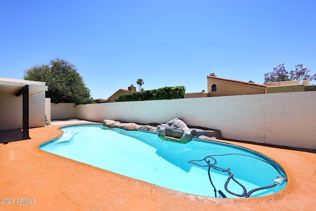 7331 E Valley Vista Dr, Scottsdale, AZ 85250 - view of pool with a fenced backyard