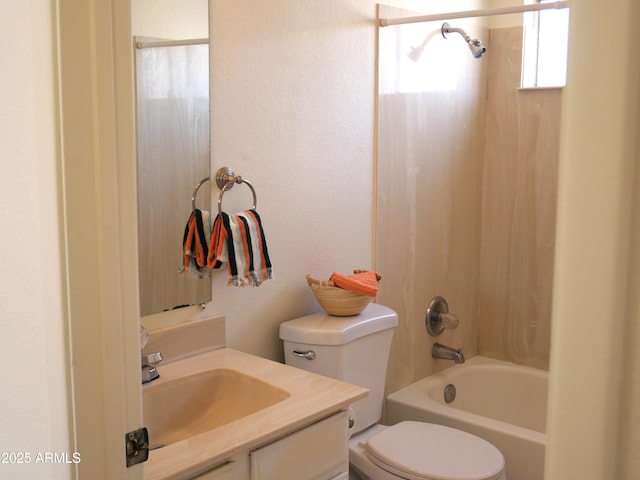 4359 Avenida Palermo Unit C, Sierra Vista, AZ 85635 - full bathroom featuring toilet, vanity, and shower / bathtub combination