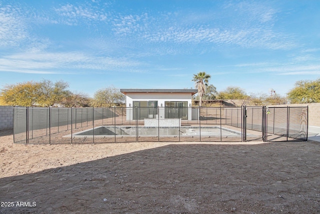 exterior space featuring fence