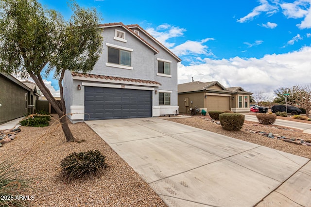 view of front property featuring a garage