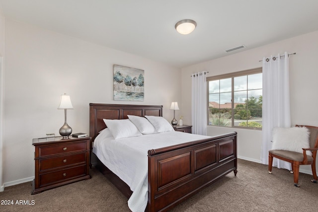 bedroom featuring carpet floors