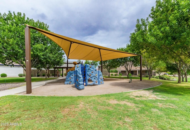 19576 N Portarosa Ct, Maricopa, AZ 85138 - community playground with a yard