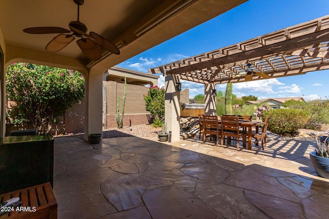 view of patio / terrace with a ceiling fan, fence, outdoor dining area, and a pergola