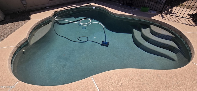 10408 W Devonshire Ave, Phoenix, AZ 85037 - view of pool with fence