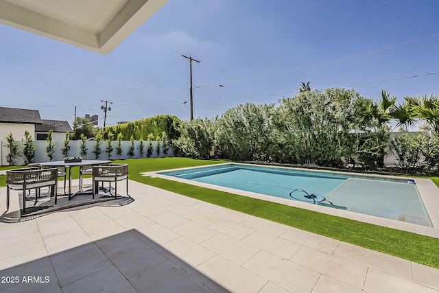4120 N 44th Pl, Phoenix, AZ 85018 - view of pool with a patio area