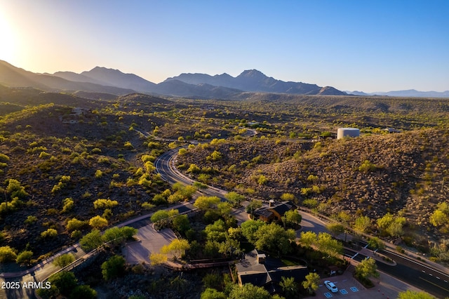 bird's eye view featuring a mountain view