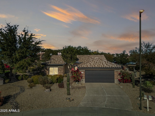 view of front facade with a garage