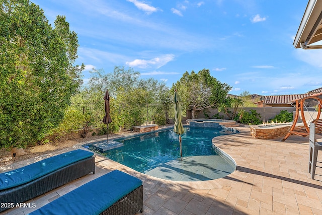 26036 N 85th Dr, Peoria, AZ 85383 - view of pool with a patio and a pool with connected hot tub