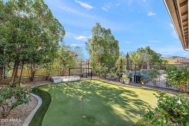 26036 N 85th Dr, Peoria, AZ 85383 - view of yard with a putting area