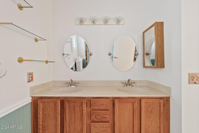 bathroom with vanity