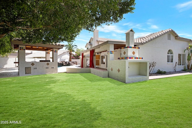 811 S Pearl Dr, Gilbert, AZ 85233 - view of yard featuring fence