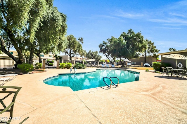 1924 W Belmont Ave, Phoenix, AZ 85021 - pool with fence and a patio area